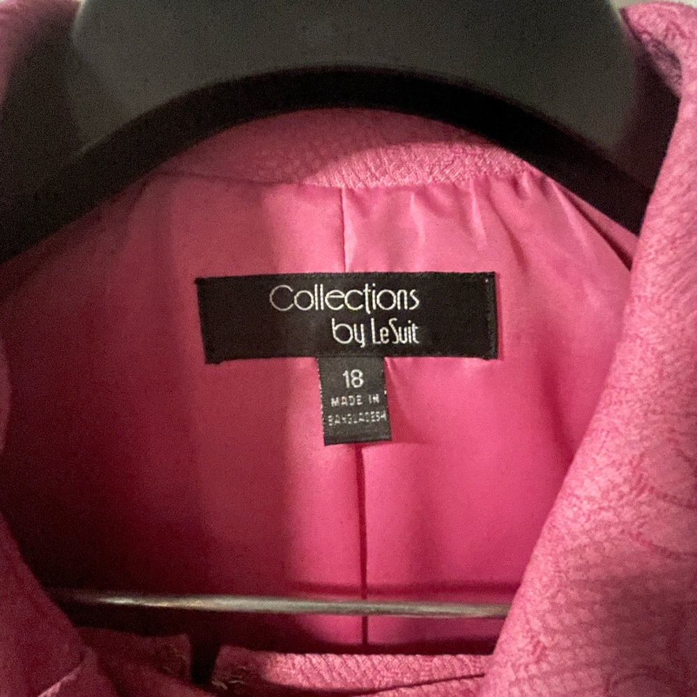 Women’s Skirt Suit Size 18 - Picture 2 of 2